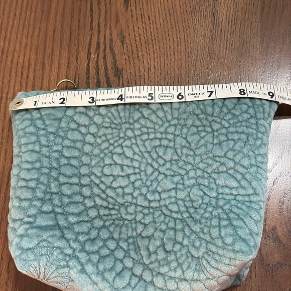 Quilted Teal Pouch 9x 7 - Picture 5 of 8